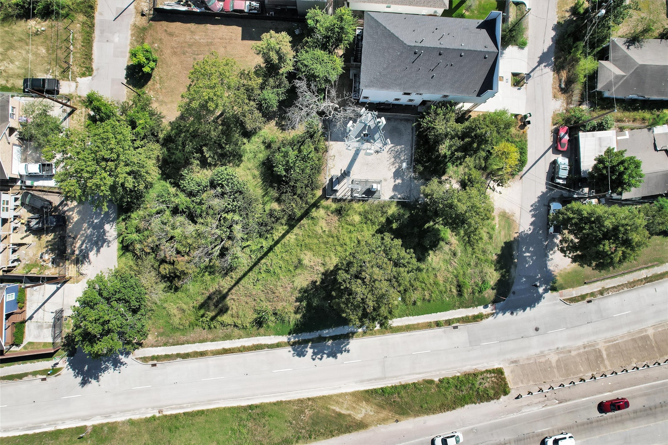 4844 Sayers Street Houston, TX 77026 - Photo 20 of 20 an aerial view of a yard
