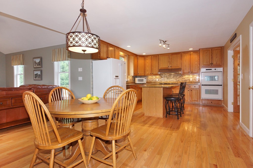 4 Rooks Way Westford, MA 01886 - Photo 8 of 29 Gallery Image 8