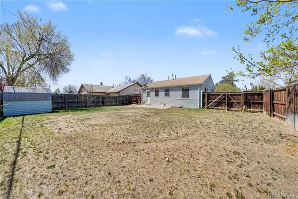 $1,895 | 956 Macon Street, Aurora, CO 80010