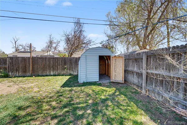 $1,895 | 956 Macon Street, Aurora, CO 80010