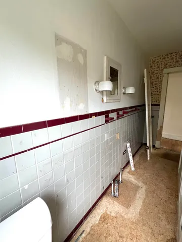 a view of gym with outdoor seating