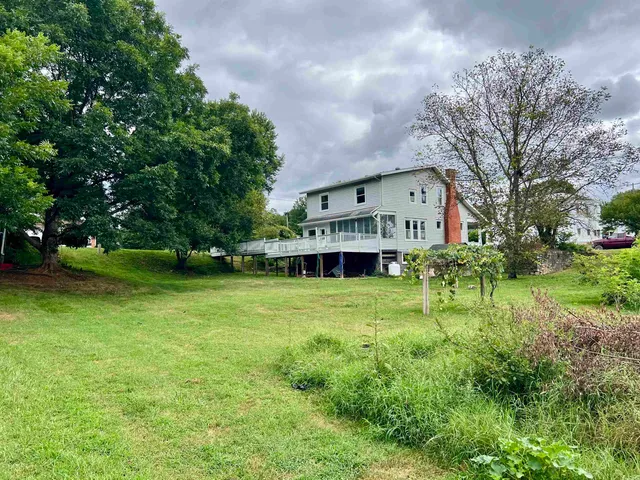 $215,000 | 411 Shenandoah Avenue, Shenandoah, VA 22849