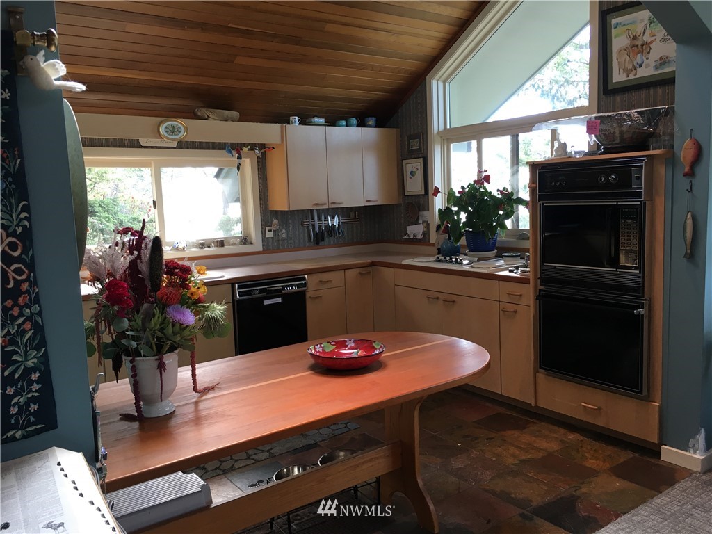 2269 Spring Point Road Orcas Island, WA 98245 - Photo 15 of 25