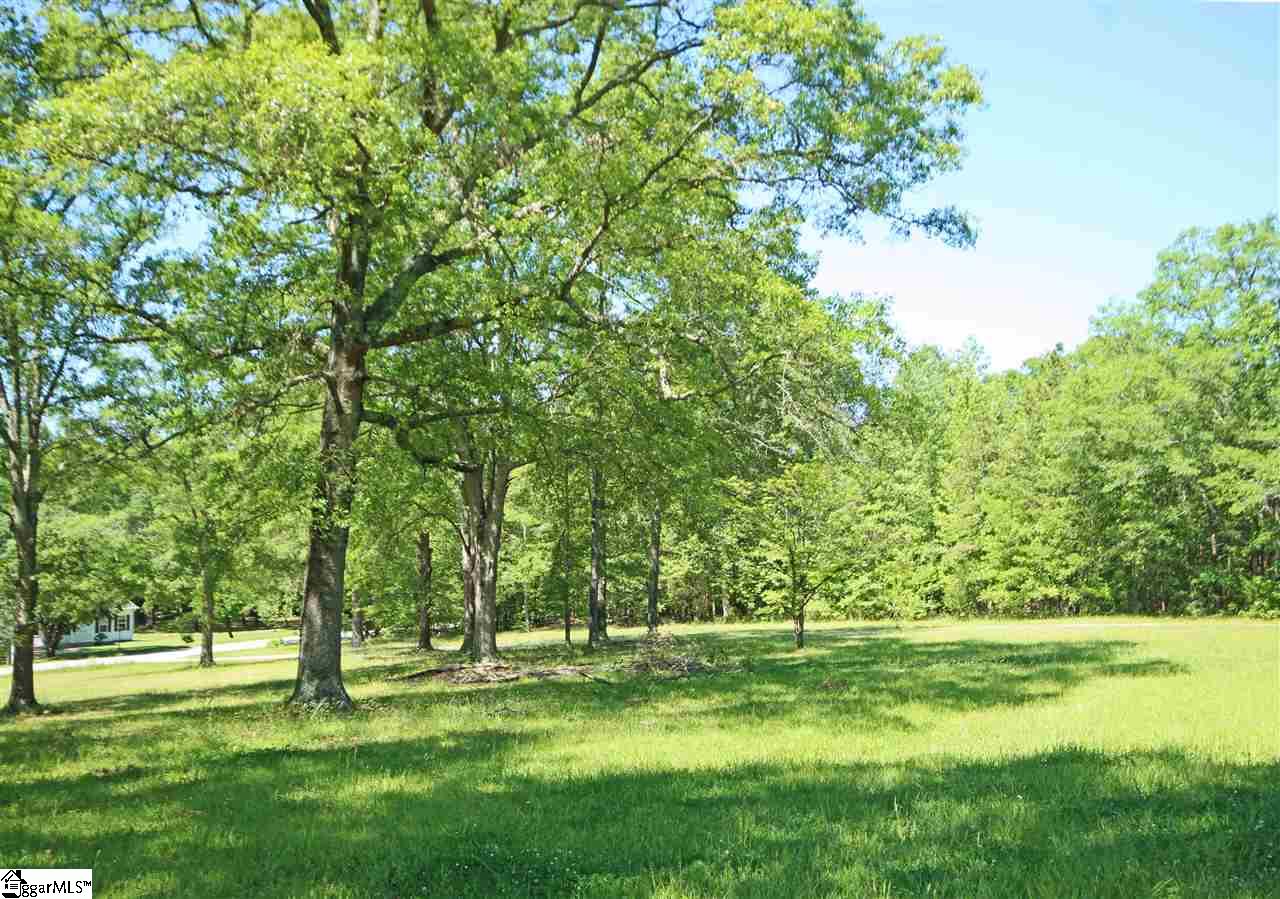 215 Woodside Road Simpsonville, SC 29680 - Photo 2 of 18