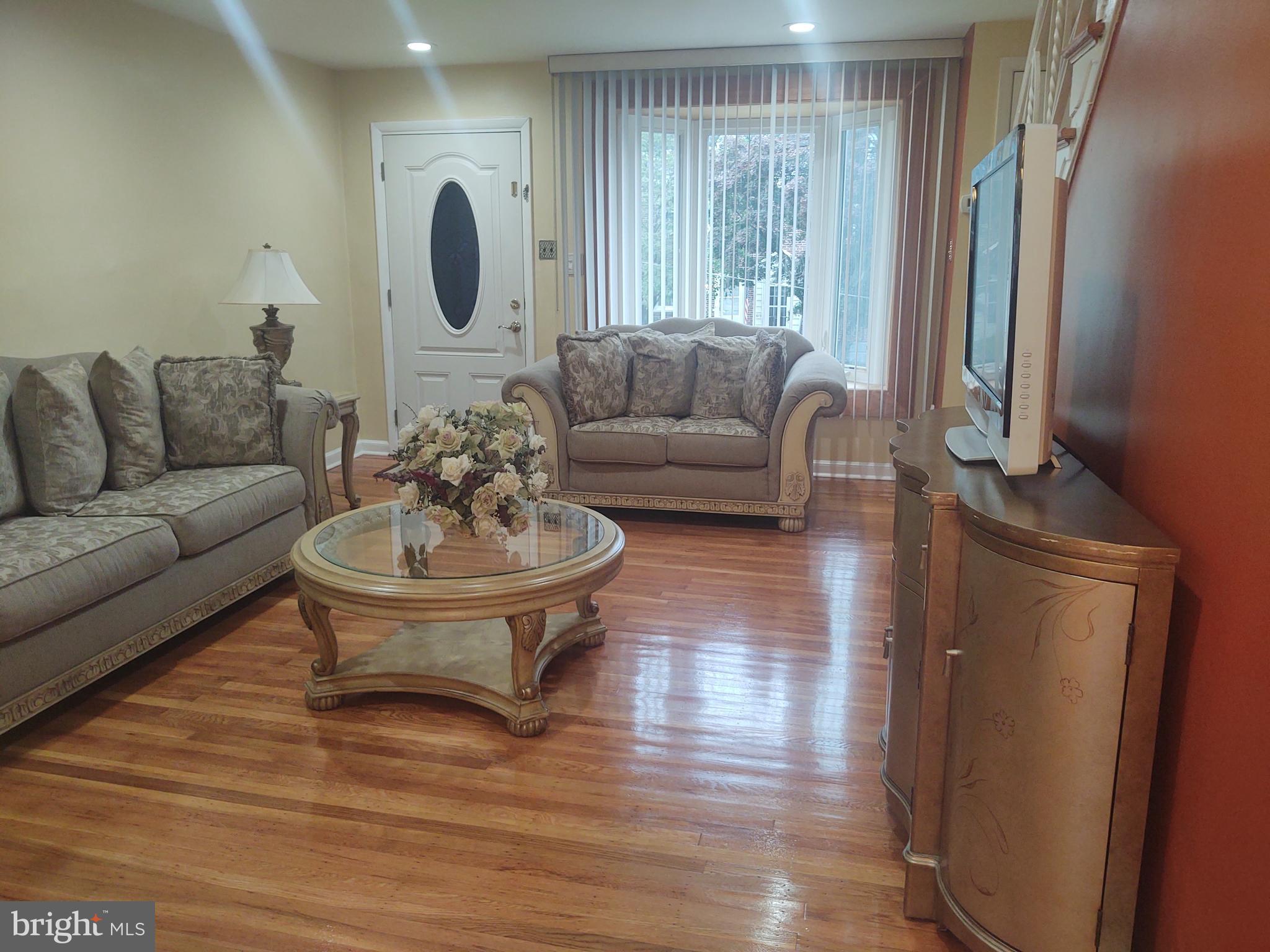 1614 Merribrook Road Philadelphia, PA 19151 - Photo 1 of 23 Gallery Image 1