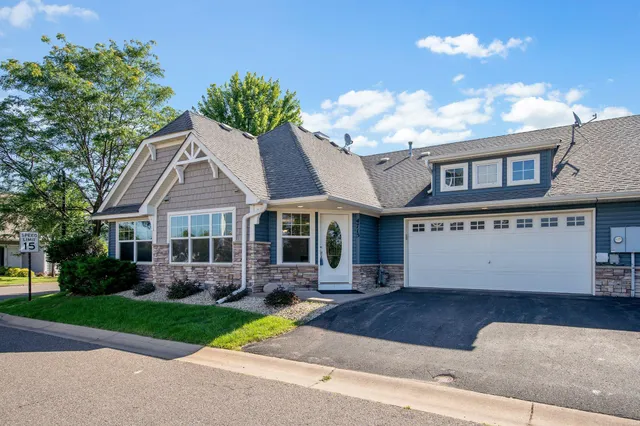 $265,000 | 4715 Wyngate Boulevard, Forest Lake, MN 55025