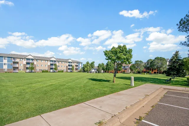 $265,000 | 4715 Wyngate Boulevard, Forest Lake, MN 55025