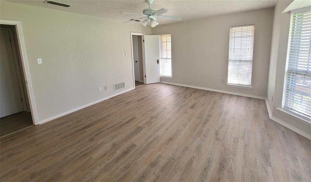 7519 Ravenswood Road Granbury, TX 76049 - Photo 30 of 37