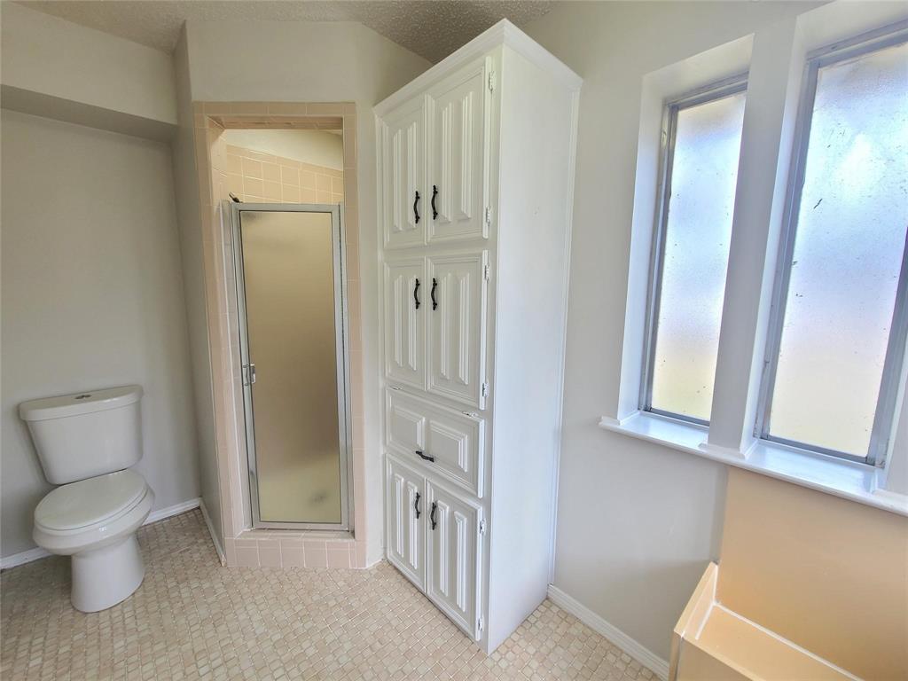 7519 Ravenswood Road Granbury, TX 76049 - Photo 32 of 37