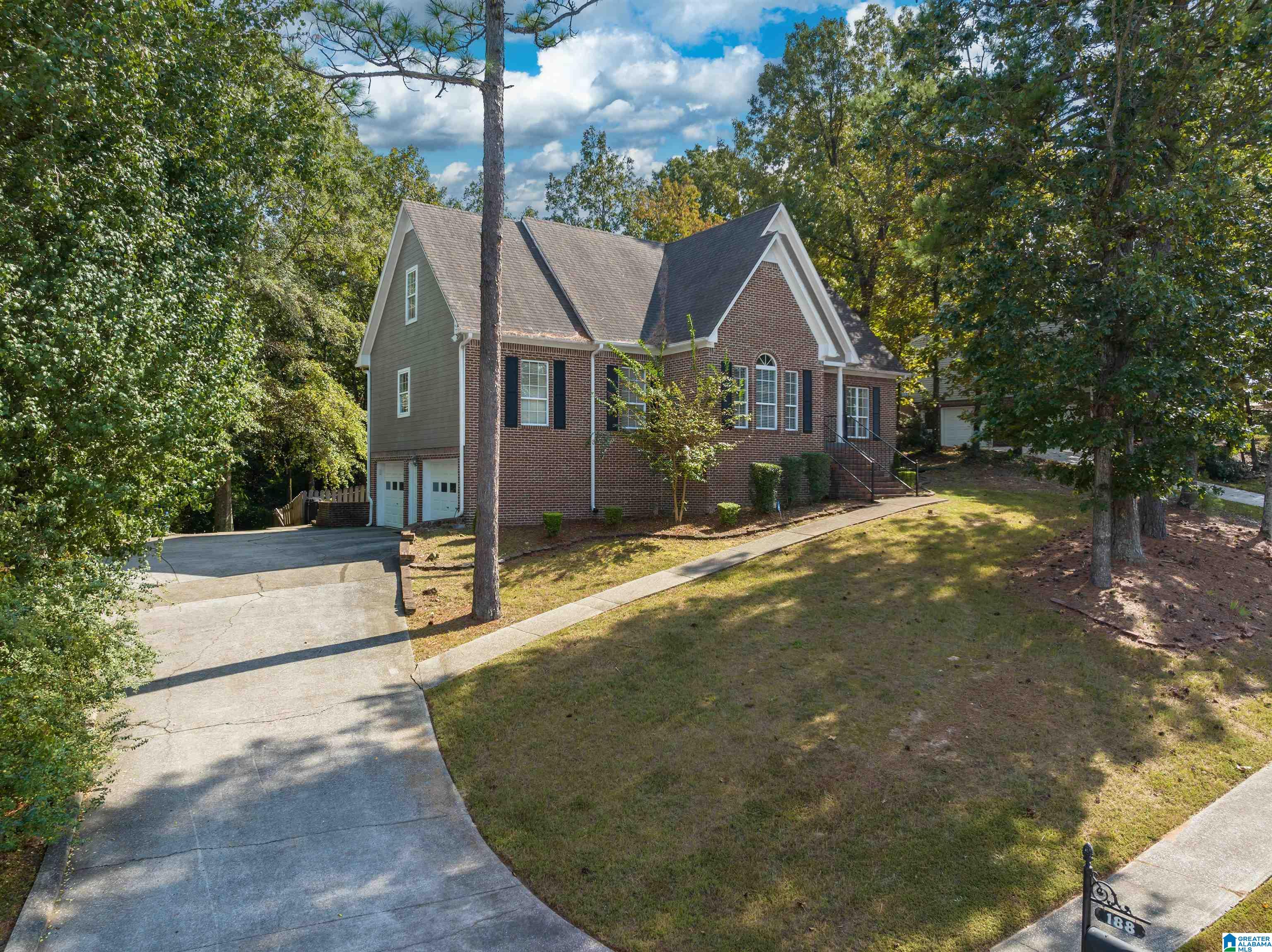 188 Grande View Lane Alabaster, AL 35114 - Photo 3 of 31