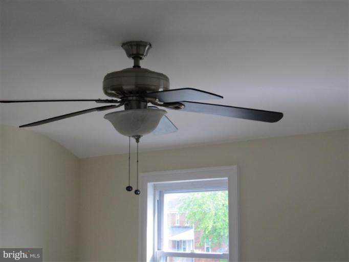 8361 Kavanagh Road Dundalk, MD 21222 - Photo 15 of 16 Interior (General)