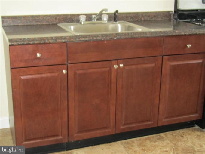 8361 Kavanagh Road Dundalk, MD 21222 - Photo 10 of 16 Kitchen