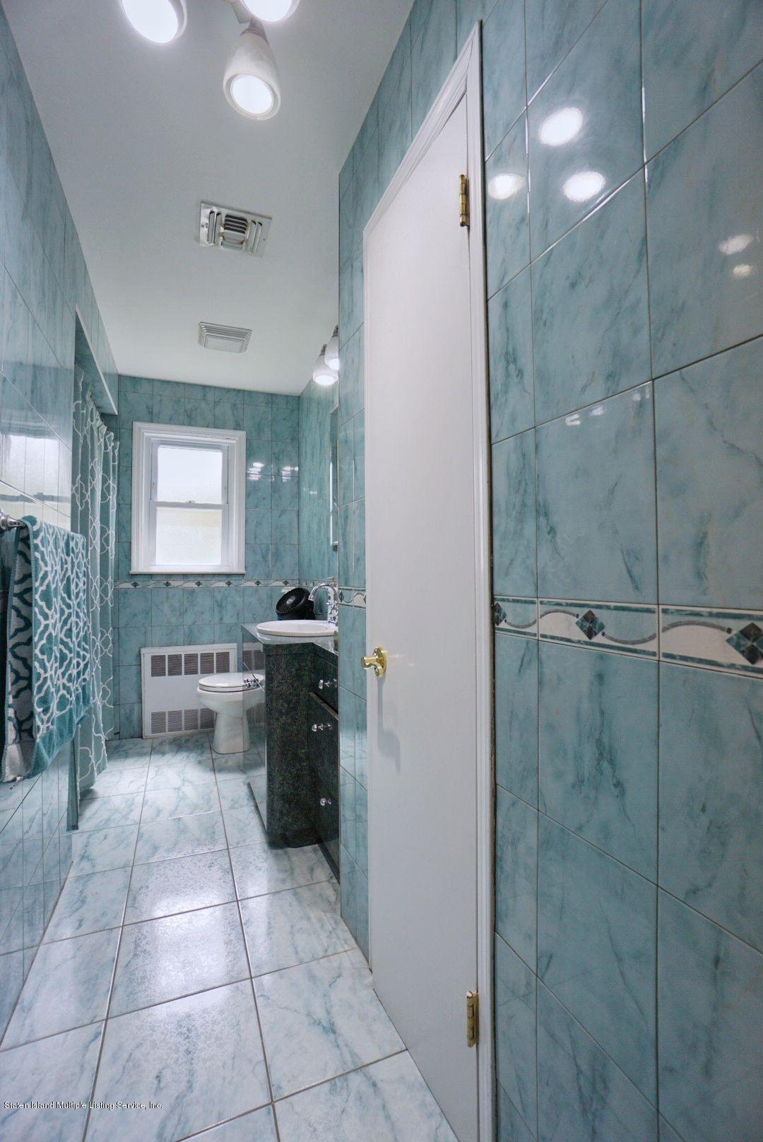 455 Decatur Avenue Staten Island, NY 10314 - Photo 15 of 29 455dec37