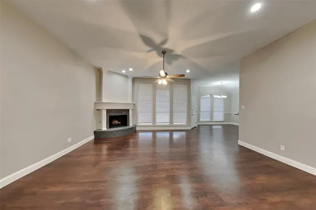 $2,295 | 1526 Brittany Lane, Mansfield, TX 76063