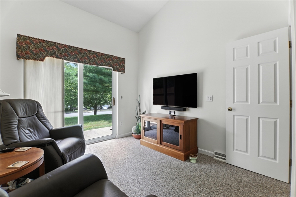 17 Castle Hills Road, Unit G Agawam, MA 01001 - Photo 23 of 41 Gallery Image 23
