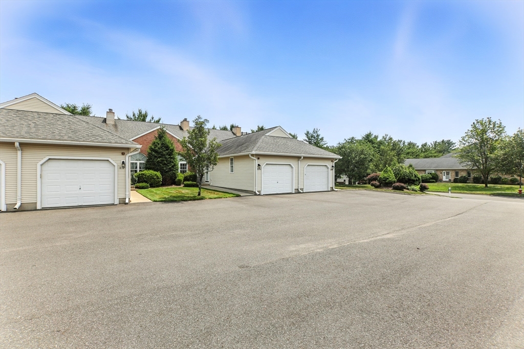 17 Castle Hills Road, Unit G Agawam, MA 01001 - Photo 31 of 41 Gallery Image 31