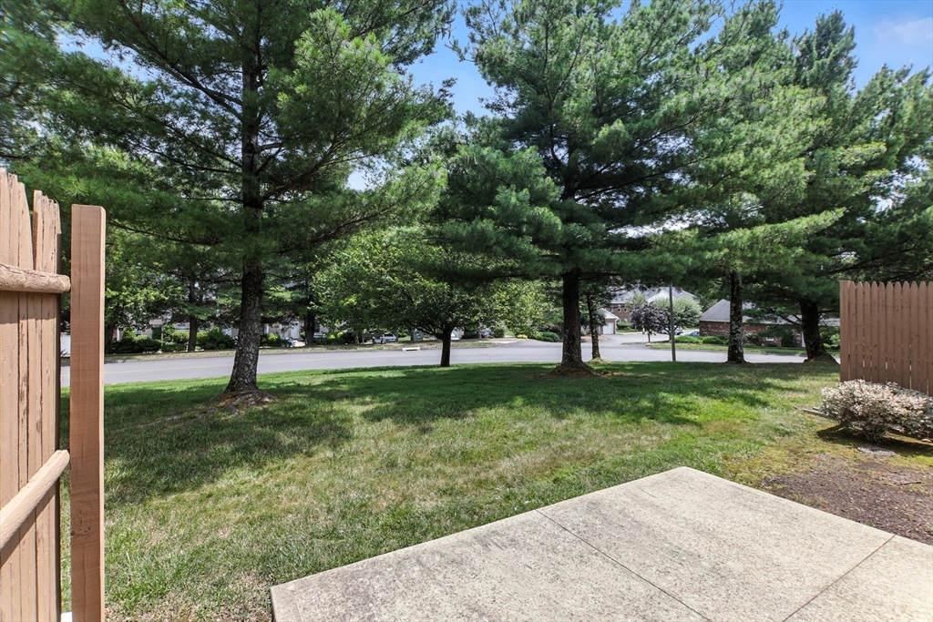 17 Castle Hills Road, Unit G Agawam, MA 01001 - Photo 34 of 41 Gallery Image 34
