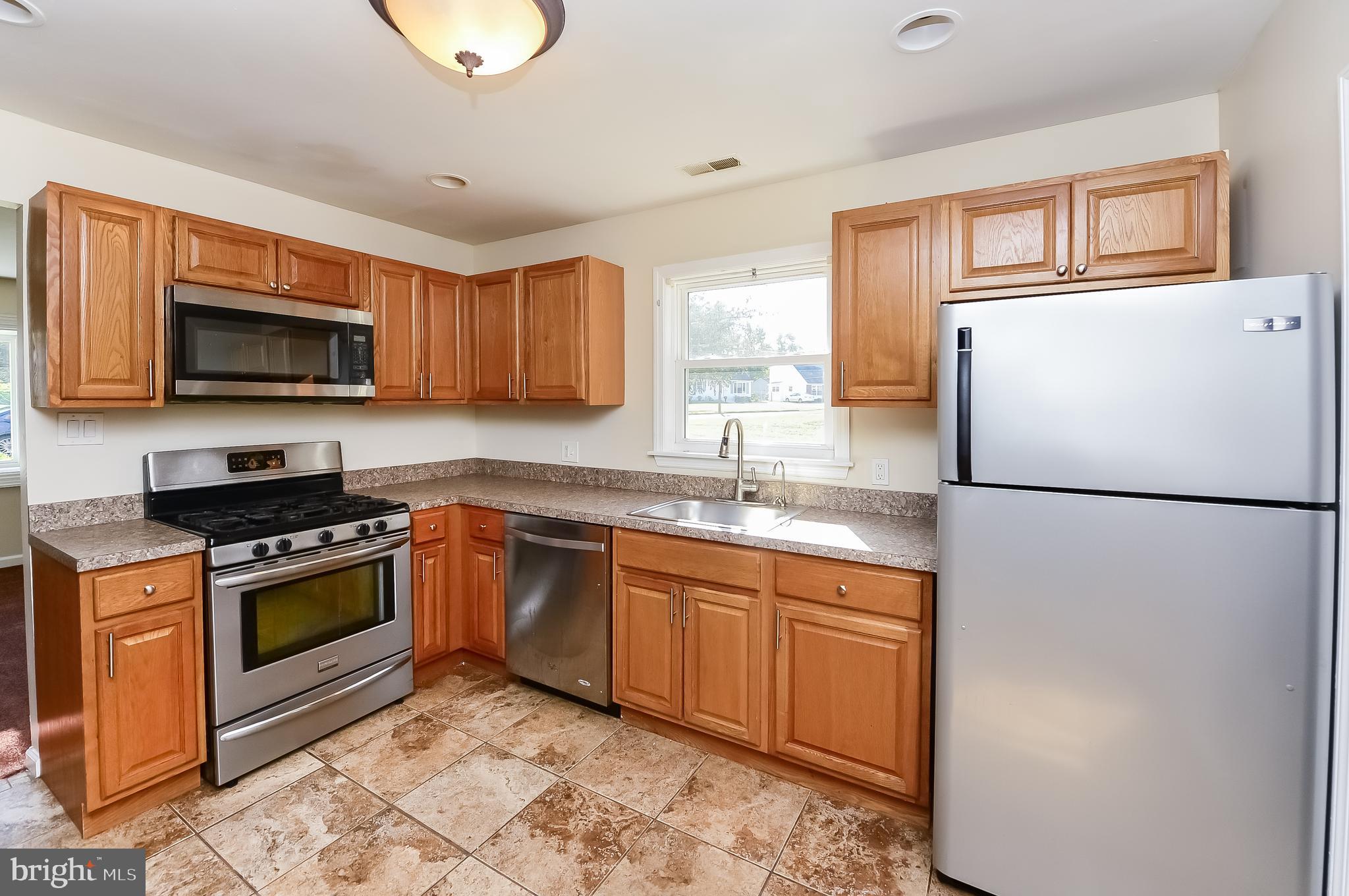 50 Linden Road Burlington, NJ 08016 - Photo 12 of 25 Kitchen