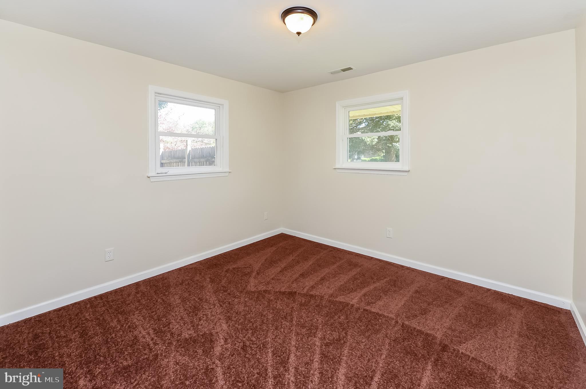 50 Linden Road Burlington, NJ 08016 - Photo 18 of 25 Gallery Image 18