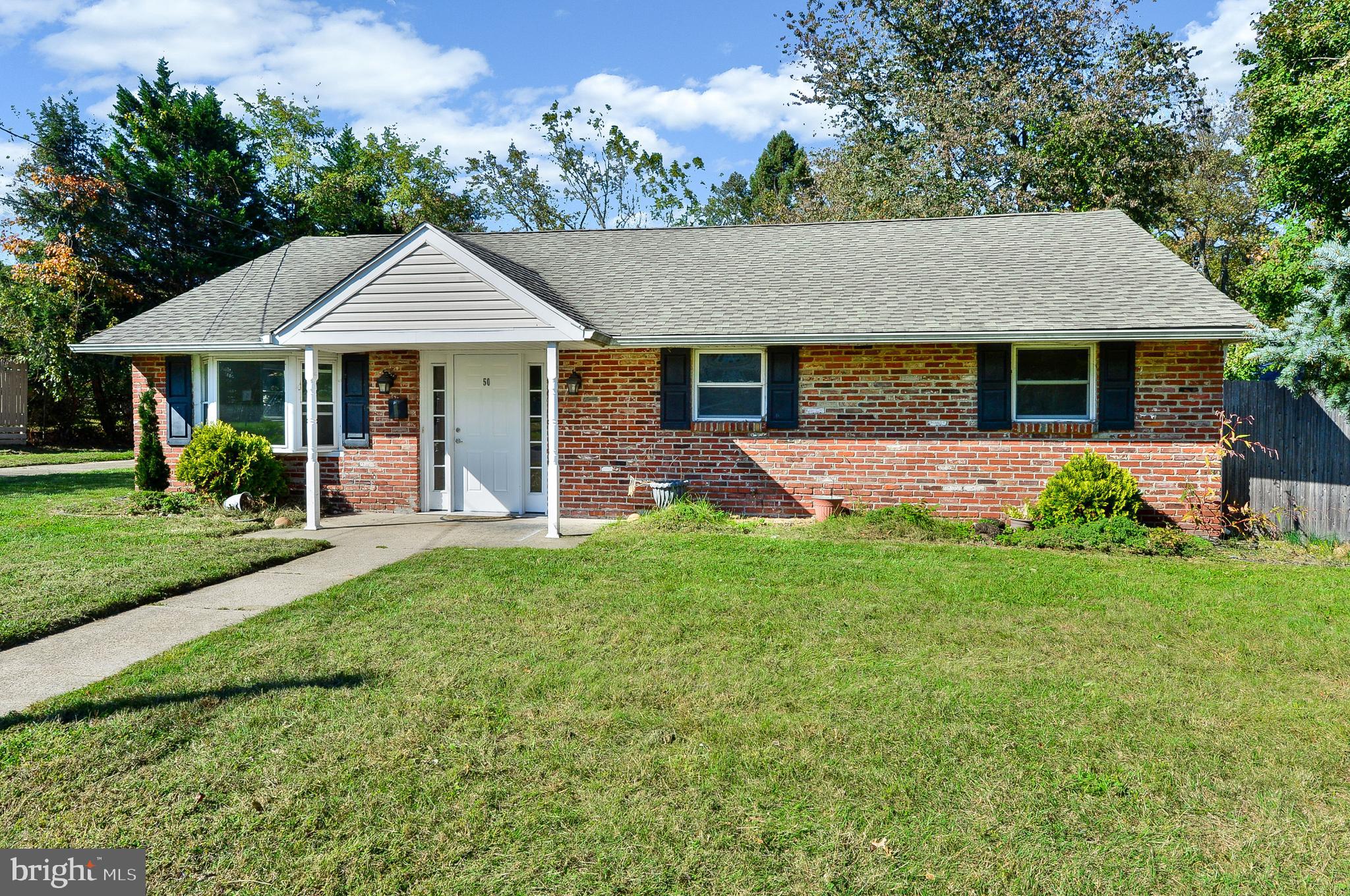 50 Linden Road Burlington, NJ 08016 - Photo 4 of 25 Gallery Image 4