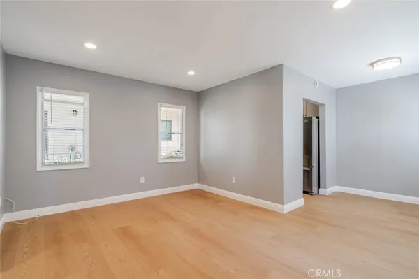 $2,250 | 1051 Western Avenue, Unit B, Glendale, CA 91201