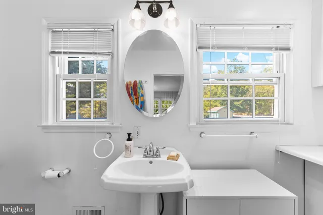 $799,000 | 37 Nassau Drive, Lawrenceville, NJ 08648