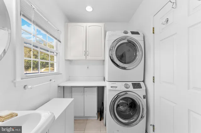 $799,000 | 37 Nassau Drive, Lawrenceville, NJ 08648