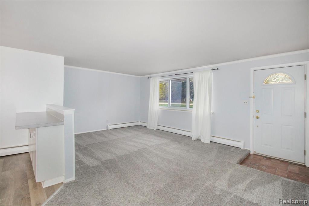 3708 West Maple Road Wixom, MI 48393 - Photo 5 of 30