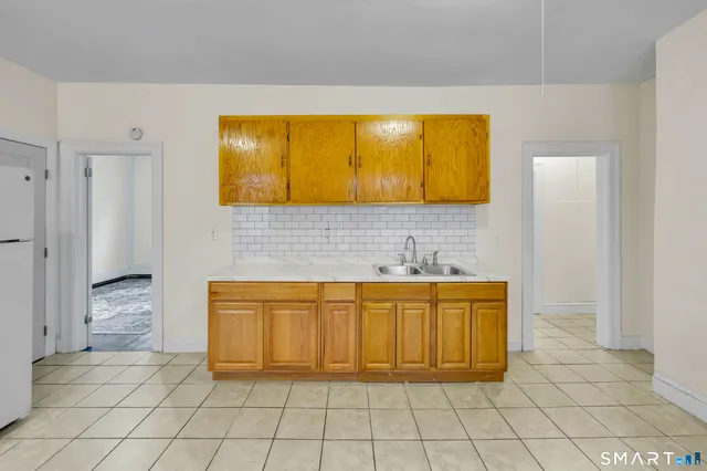 $439,000 | 72 Sterling Street, Hartford, CT 06112