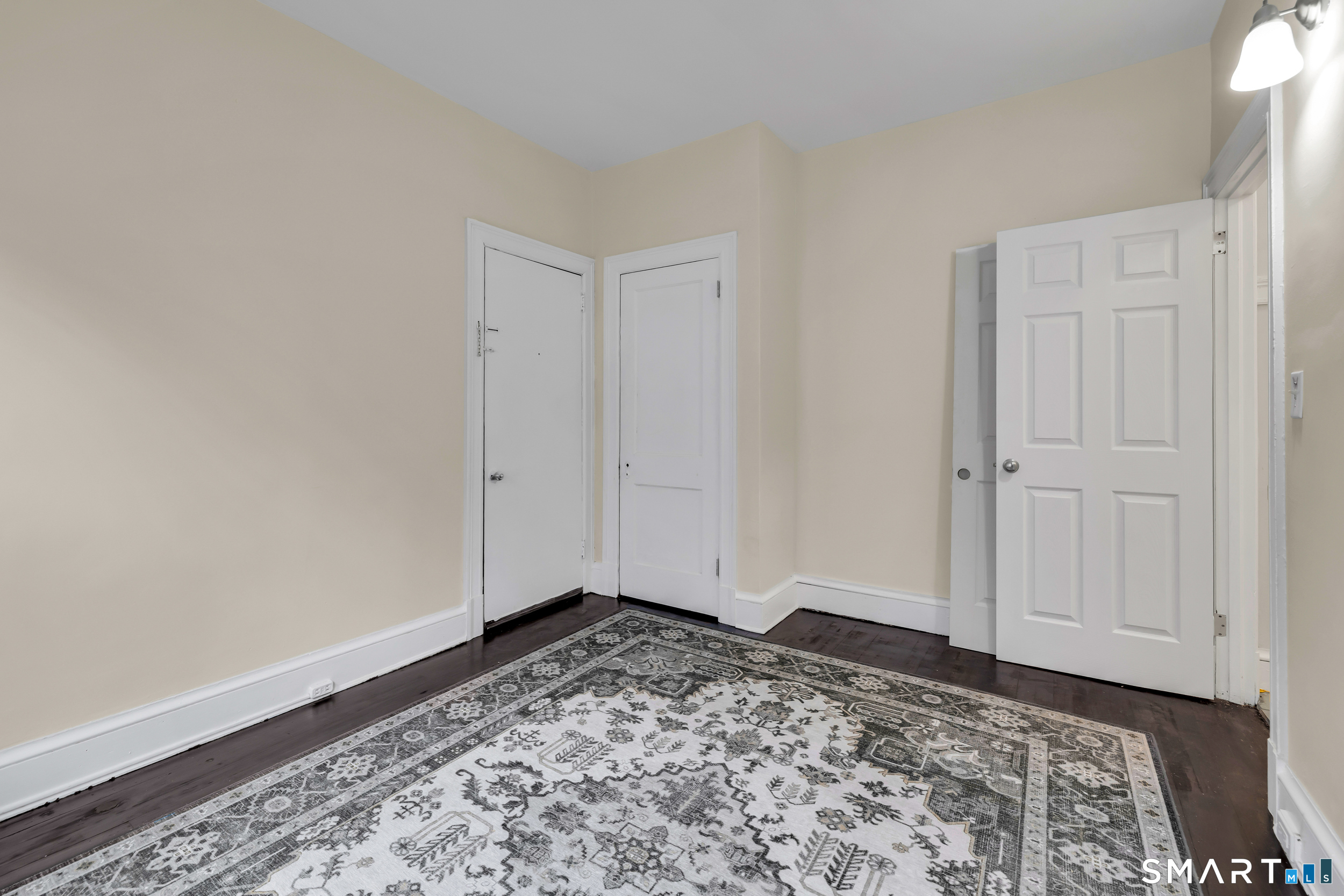 72 Sterling Street Hartford, CT 06112 - Photo 18 of 25