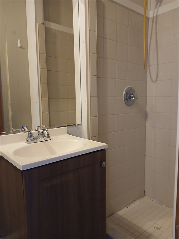 45 Whipple Street, Unit 3R Fall River, MA 02721 - Photo 6 of 7