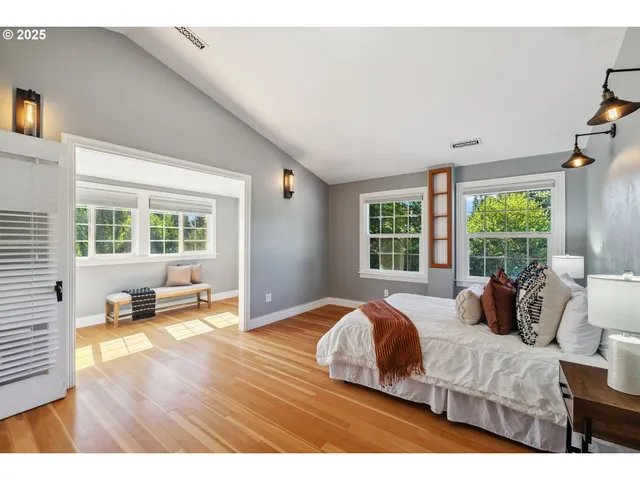 $775,000 | 3141 Odell Highway, Hood River, OR 97031