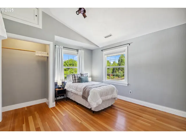 $775,000 | 3141 Odell Highway, Hood River, OR 97031