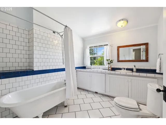 $775,000 | 3141 Odell Highway, Hood River, OR 97031