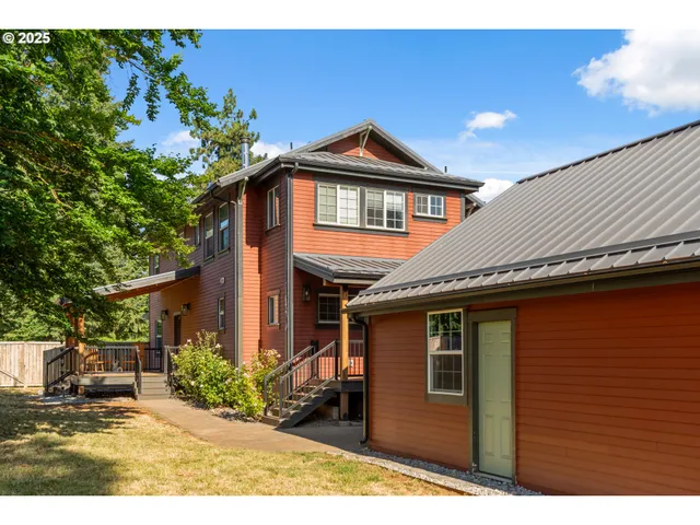 $775,000 | 3141 Odell Highway, Hood River, OR 97031