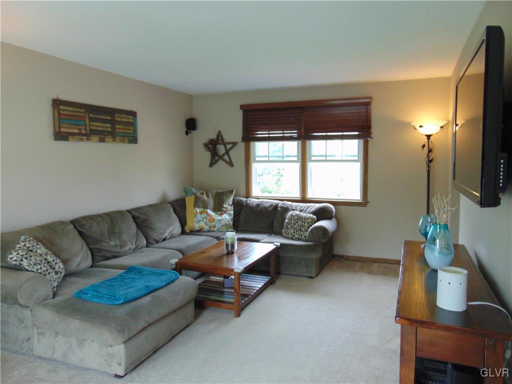 6823 Old Grange Road Slatington, PA 18080 - Photo 15 of 50 Gallery Image 15