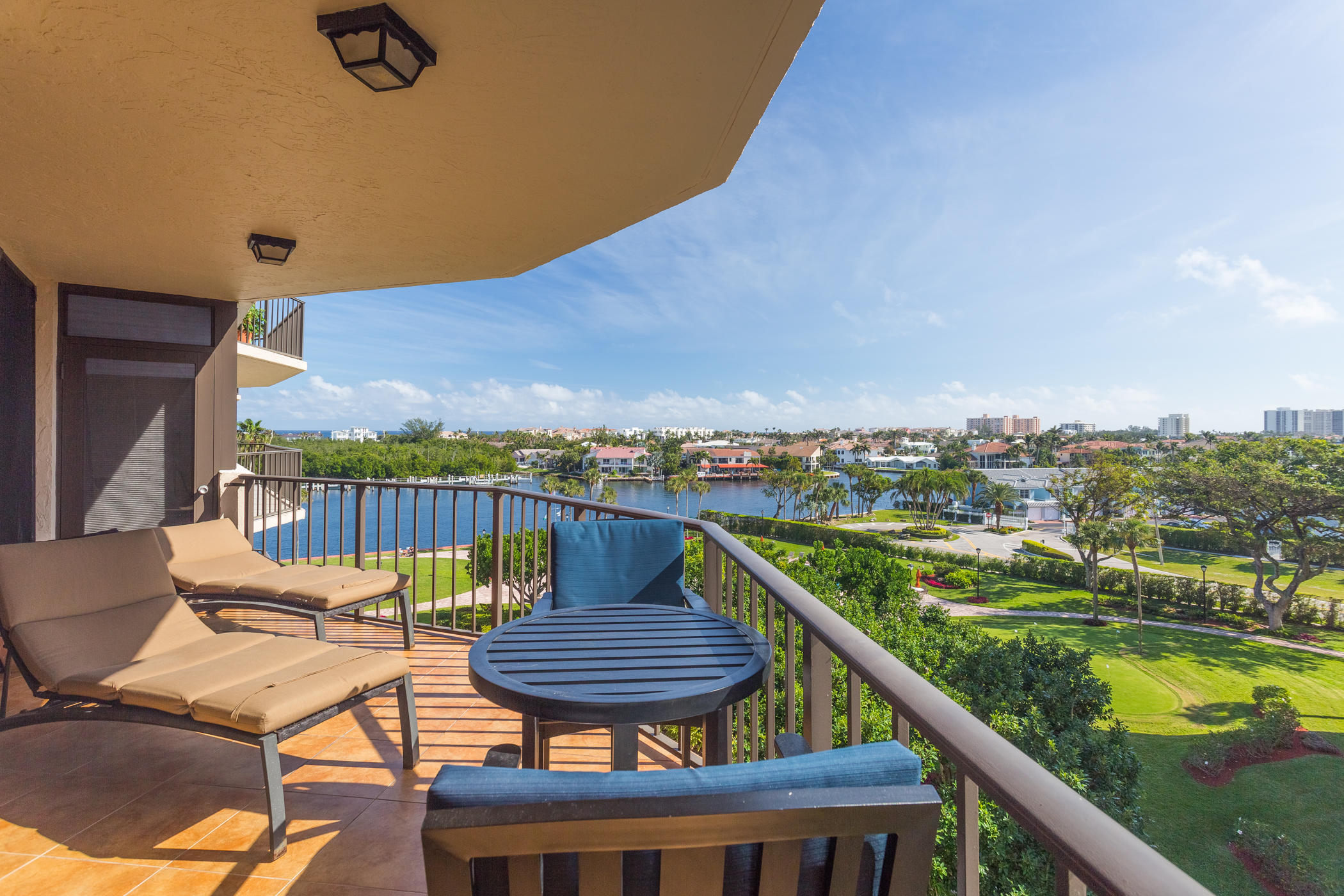 899 Jeffery Street, Unit 605 Boca Raton, FL 33487 - Photo 14 of 20 899_Jeffery_St_#605-13