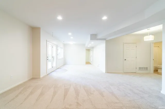 $439,900 | 11819 Island Cove Drive, Fort Wayne, IN 46845