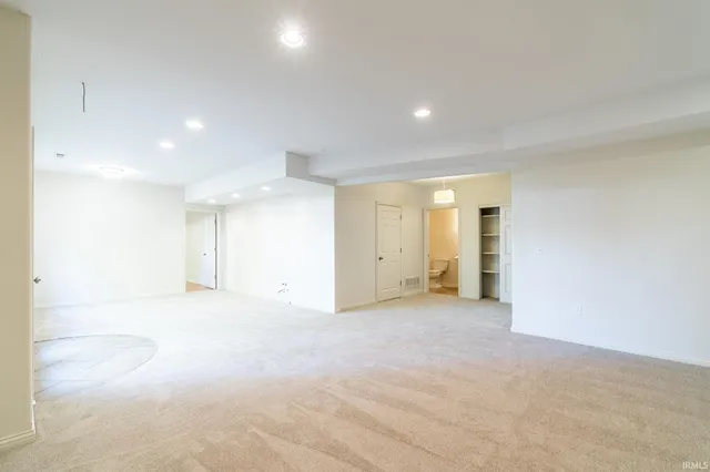 $439,900 | 11819 Island Cove Drive, Fort Wayne, IN 46845