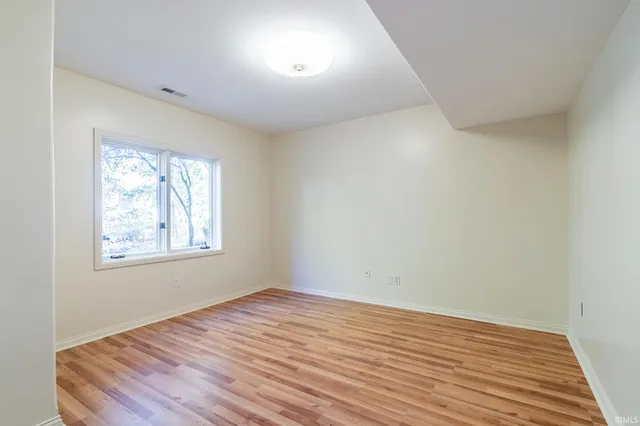 $439,900 | 11819 Island Cove Drive, Fort Wayne, IN 46845