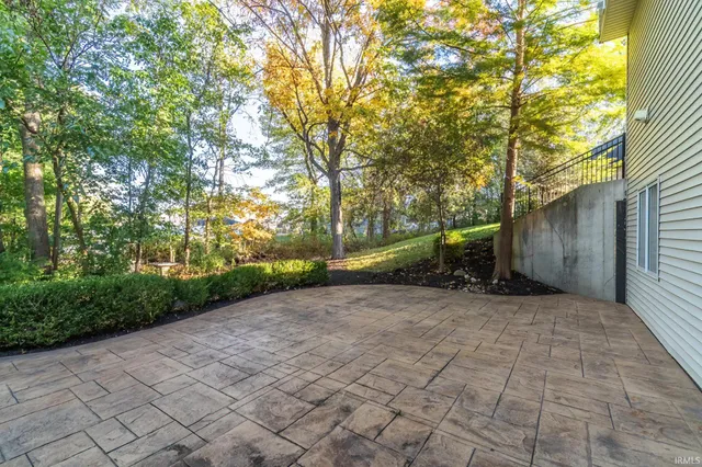 $439,900 | 11819 Island Cove Drive, Fort Wayne, IN 46845