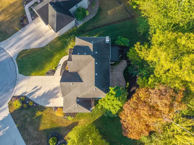 $439,900 | 11819 Island Cove Drive, Fort Wayne, IN 46845