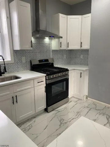 $2,200 | 540 South 20th Street, Newark, NJ 07103