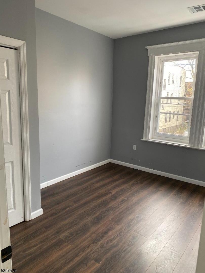 540 South 20th Street Newark, NJ 07103 - Photo 9 of 13