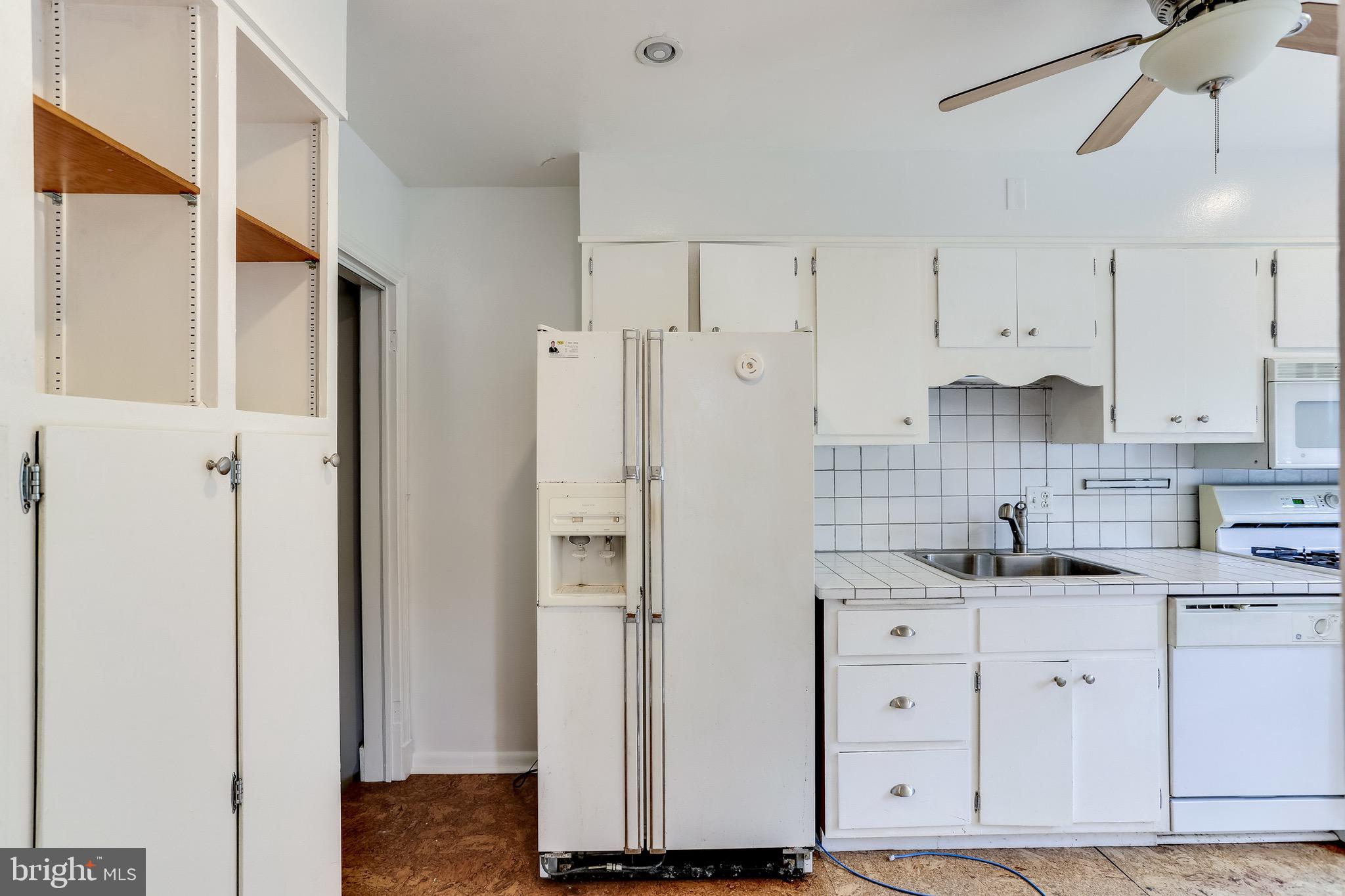 422 Greenlow Road Baltimore, MD 21228 - Photo 12 of 36