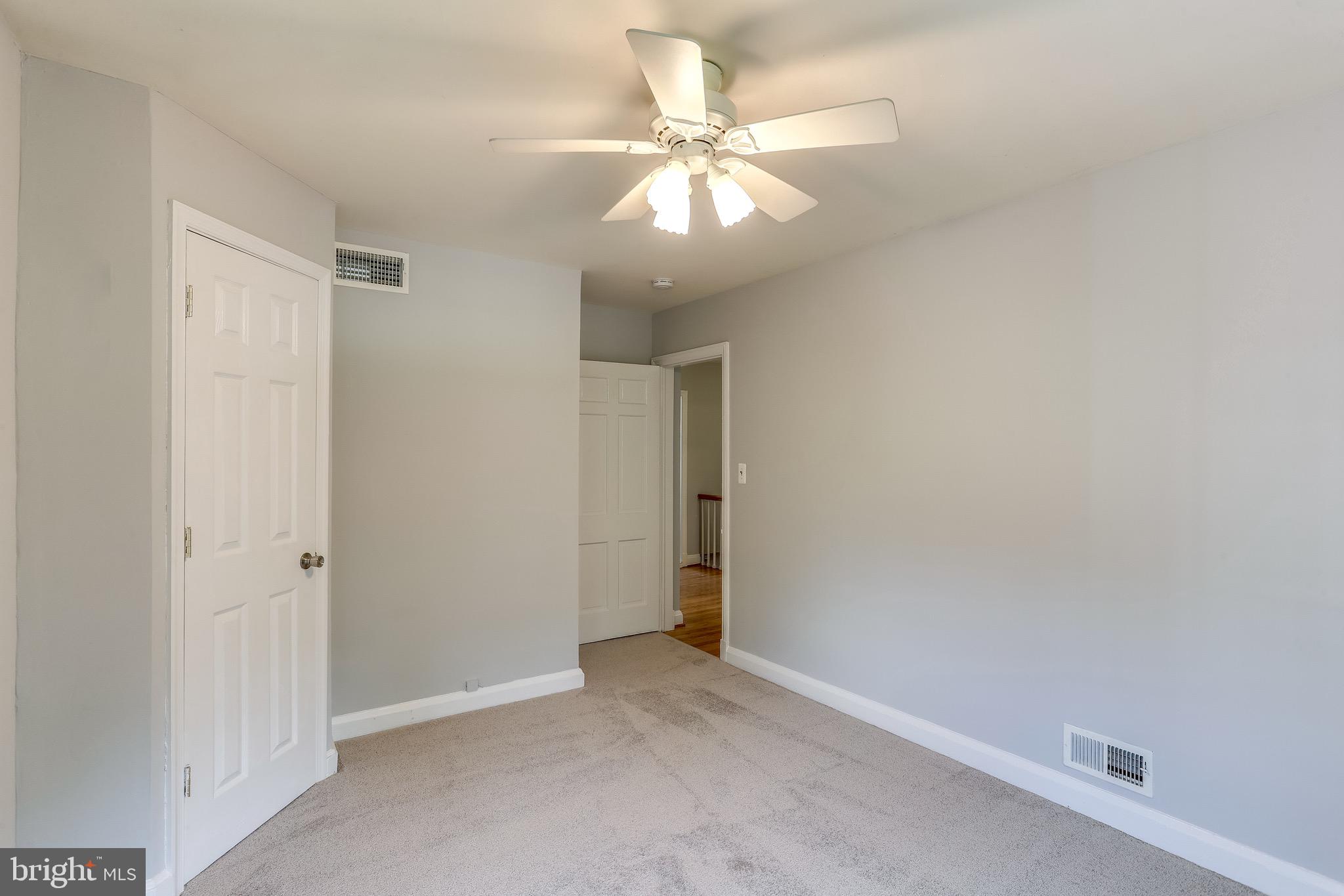 422 Greenlow Road Baltimore, MD 21228 - Photo 22 of 36