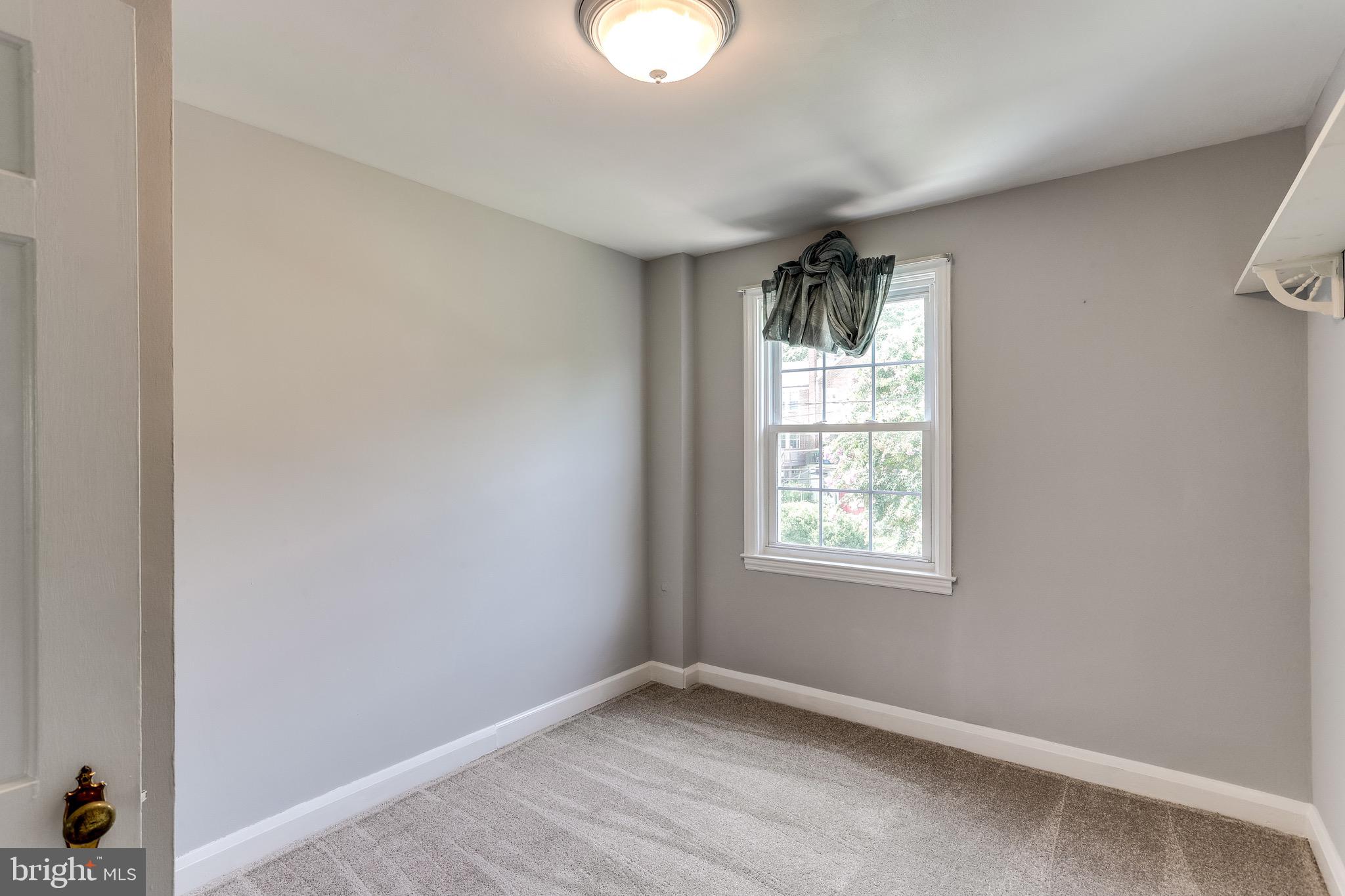 422 Greenlow Road Baltimore, MD 21228 - Photo 23 of 36