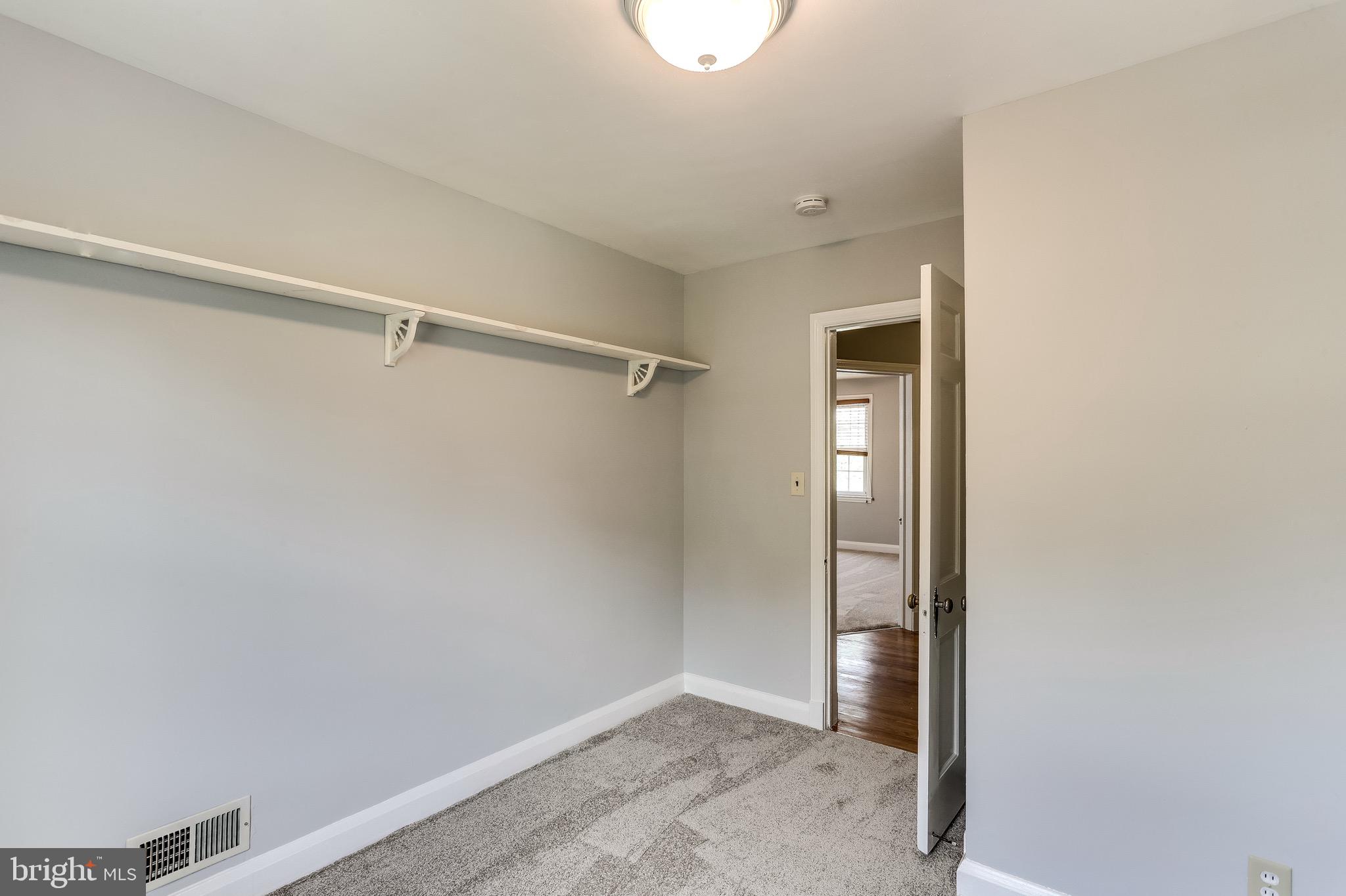 422 Greenlow Road Baltimore, MD 21228 - Photo 24 of 36