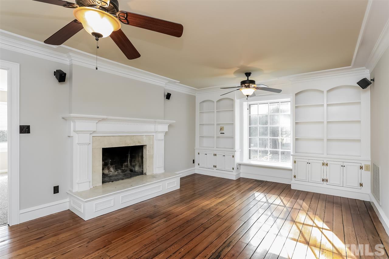 8112 North Creek Run Raleigh, NC 27613 - Photo 2 of 25
