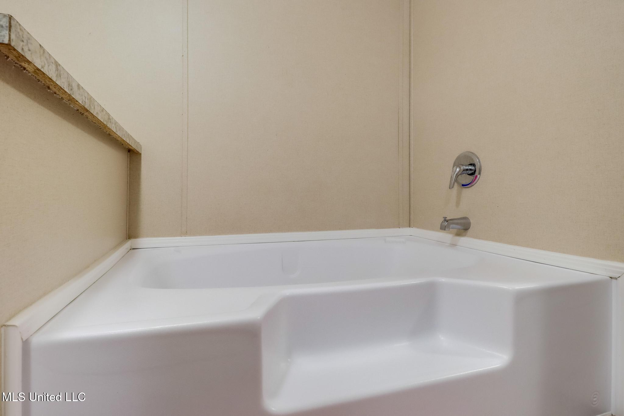 147 Thelma Andrews Road Wiggins, MS 39577 - Photo 14 of 25 Photo Feb 03 2026, 4 16 05 PM (2)